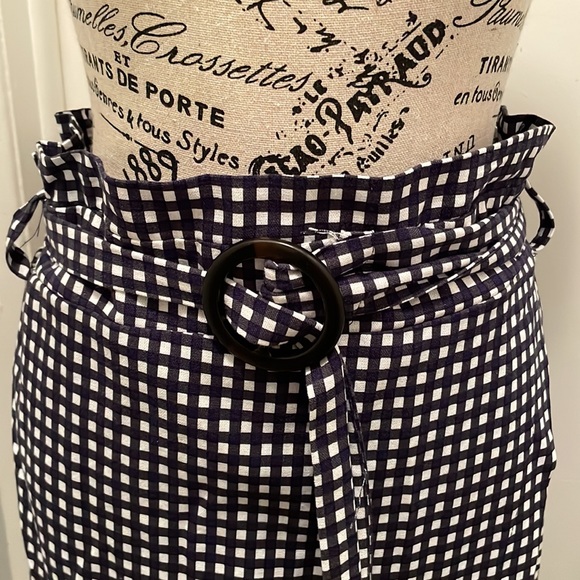 Woven Melanie Wrap Navy & white Gingham Skirt - NWT - SZ Medium- 2 pockets- belt - Picture 2 of 7